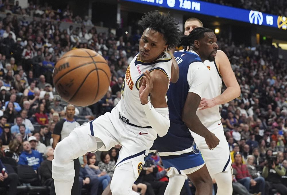 尤其是在边 尤其是在边