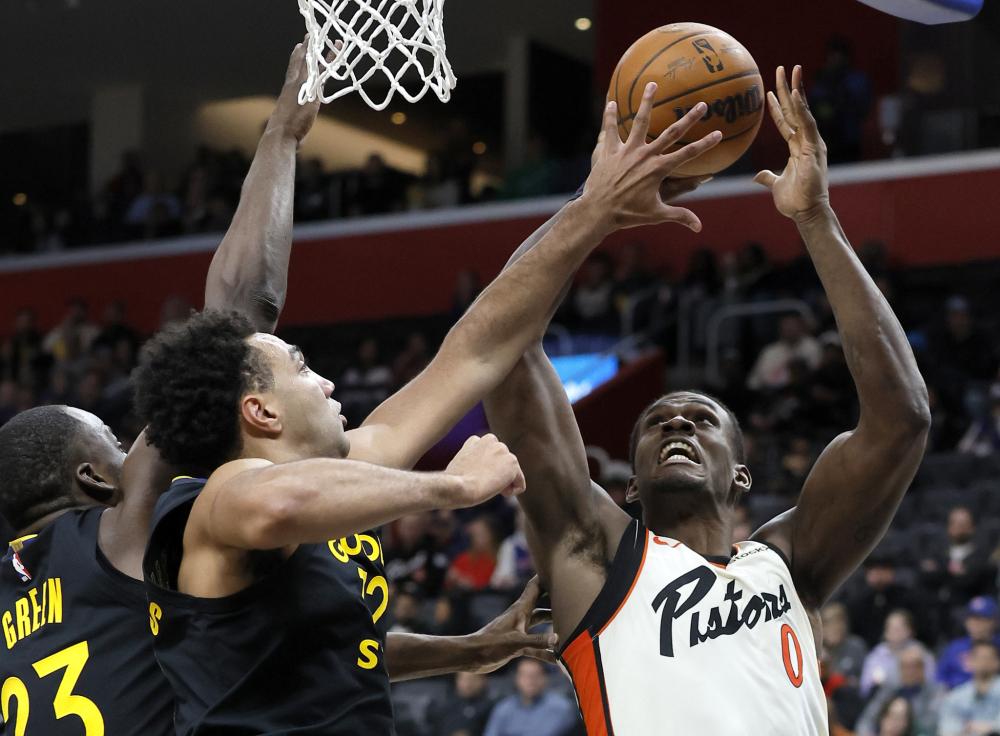 阵容频繁调 阵容频繁调